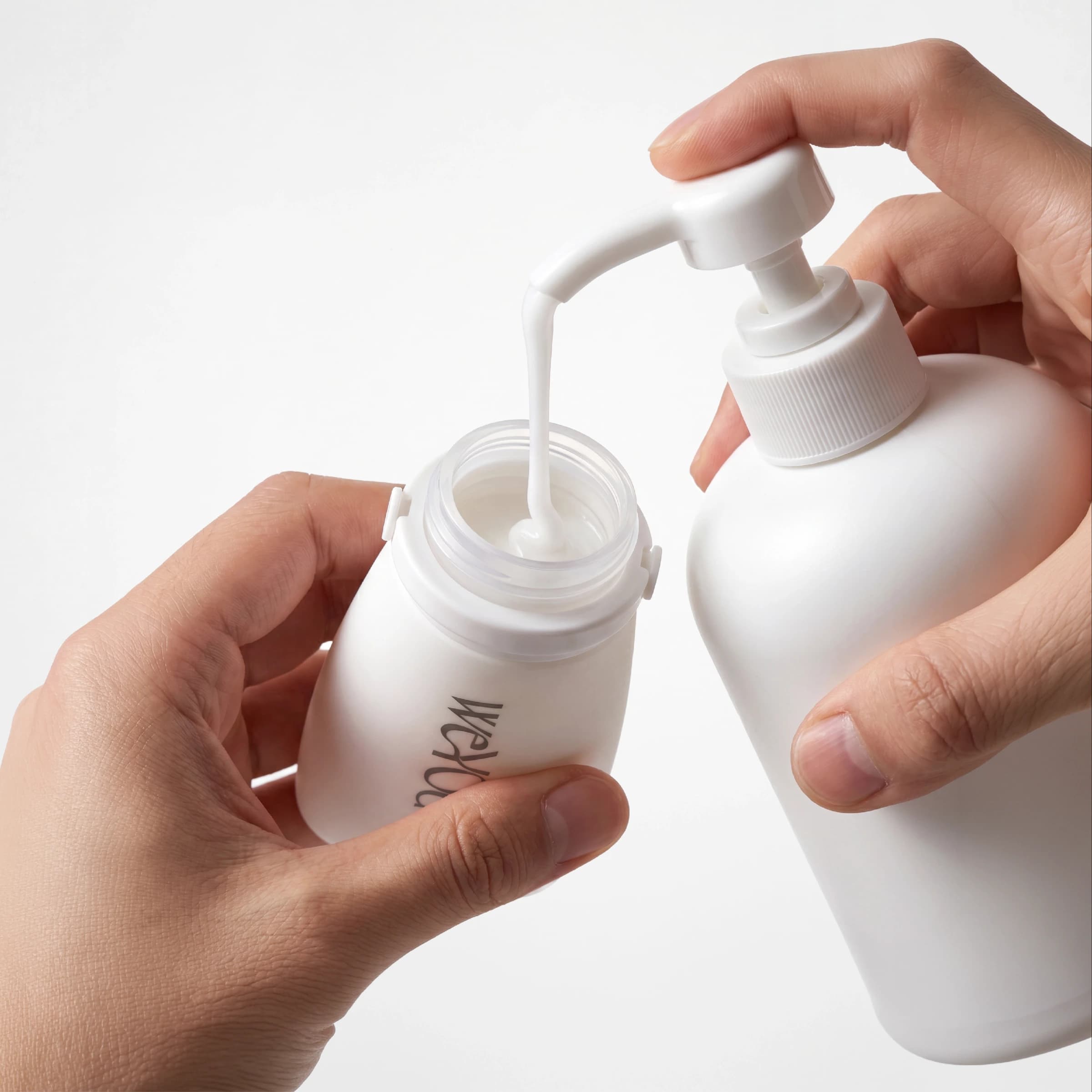 weYOUNG Silicon Travel Bottle 